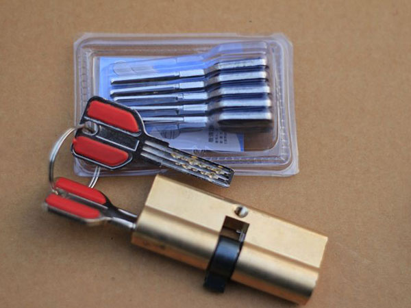 未央24小时上门开锁公司